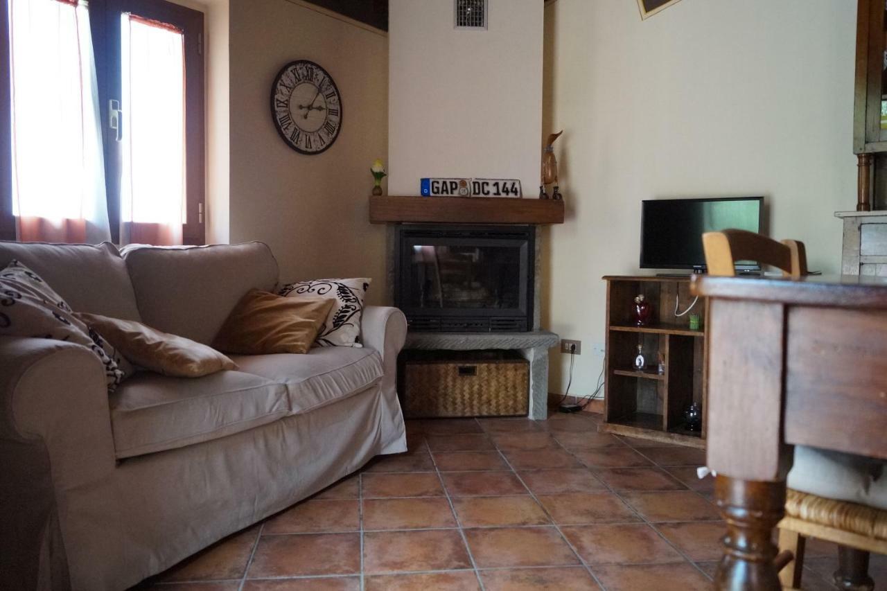 Il Borghetto Di Carra Lägenhet Talla Exteriör bild