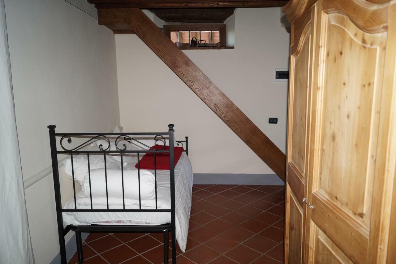 Il Borghetto Di Carra Lägenhet Talla Exteriör bild